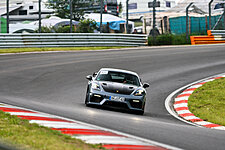 Bild 6 - PERMIT NORDSCHLEIFE B/C TRAINING - motorsport-akademie